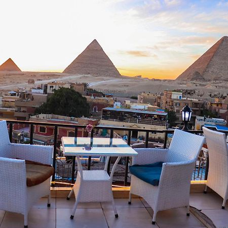 Golden Pyramids Inn Kafret el-Gabal Eksteriør billede