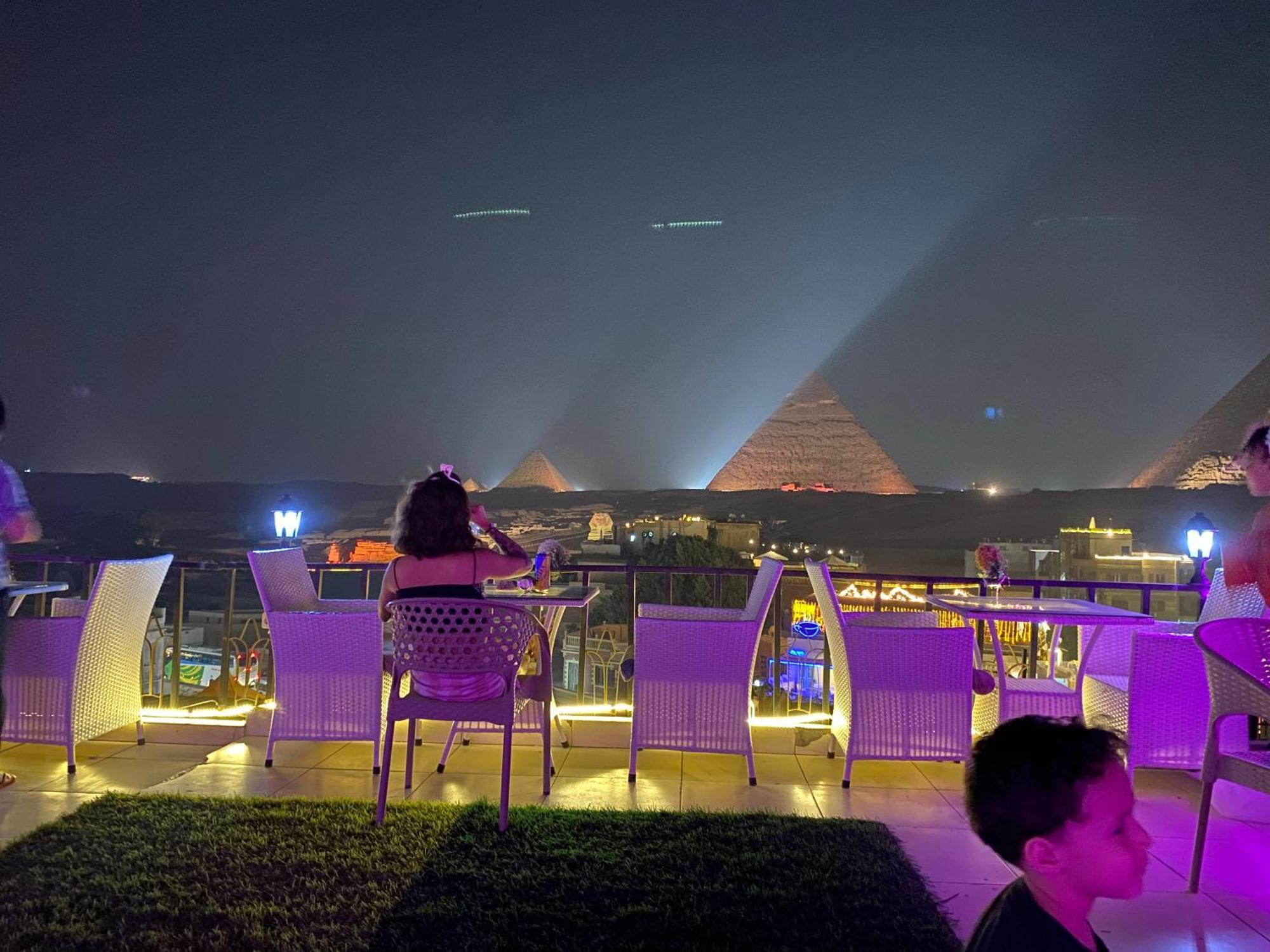 Golden Pyramids Inn Kafret el-Gabal Eksteriør billede