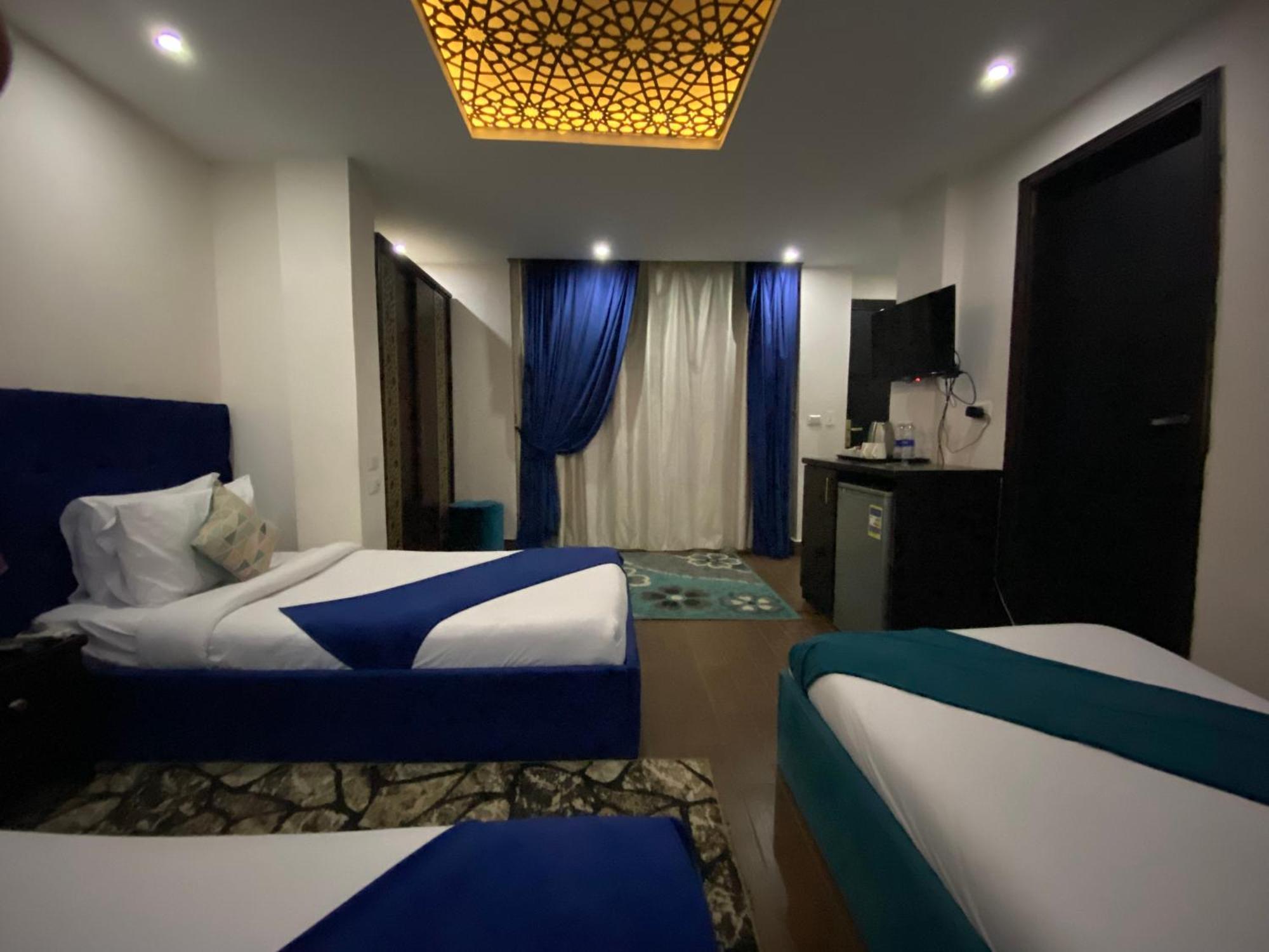 Golden Pyramids Inn Kafret el-Gabal Eksteriør billede