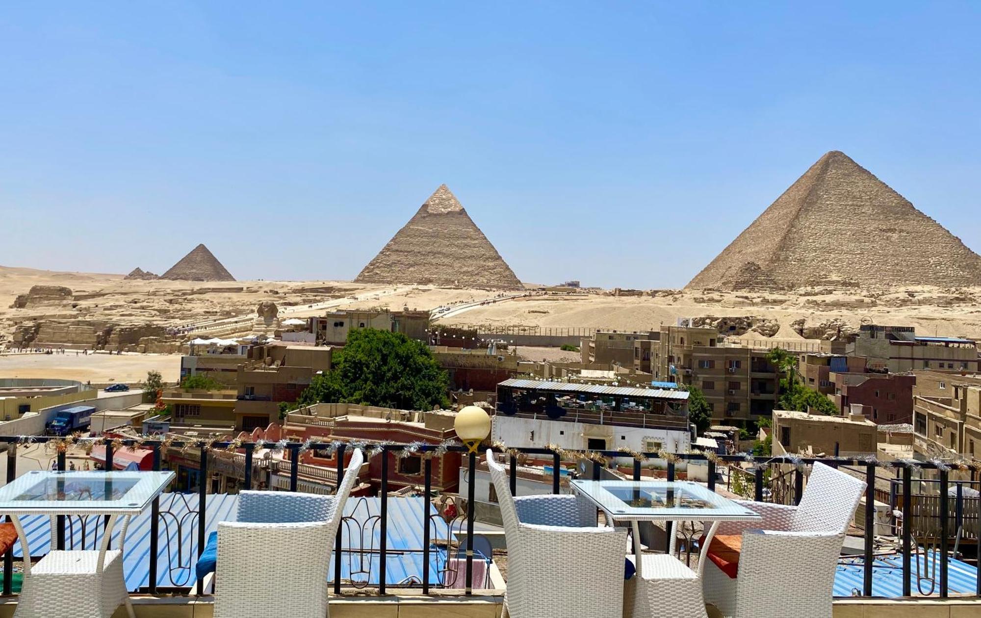 Golden Pyramids Inn Kafret el-Gabal Eksteriør billede